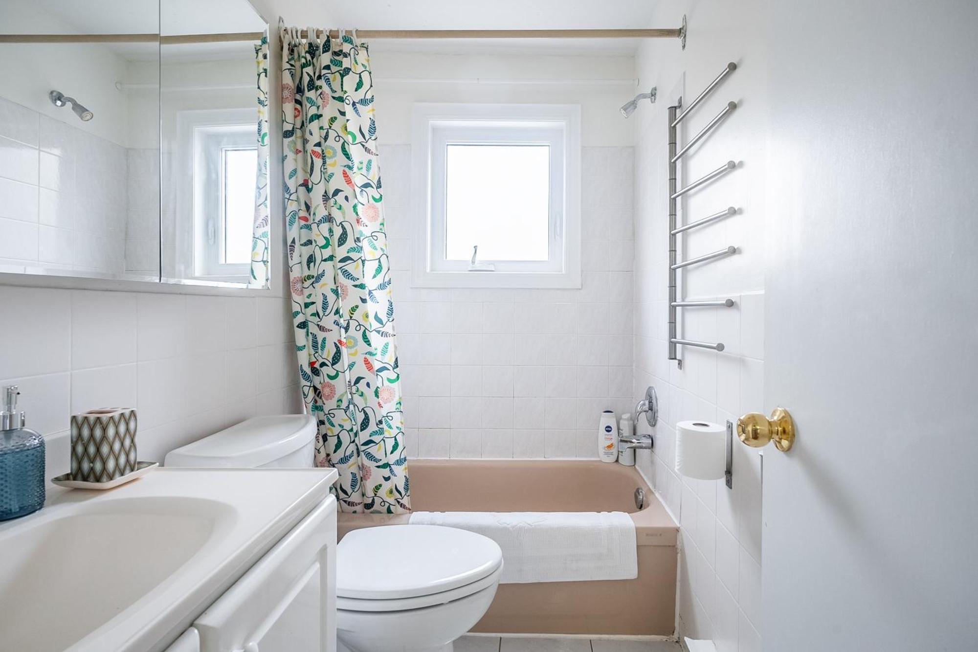 Guest house Cozy Townhouse In Chinatown Toronto